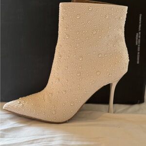 INC International Concepts Cream Stiletto Heels